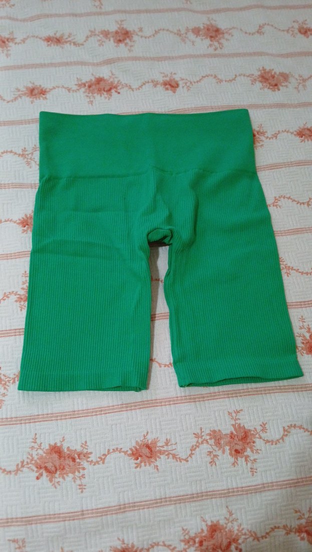 Yeşil Kısa Pilili Spor Tayt - Görsel 2