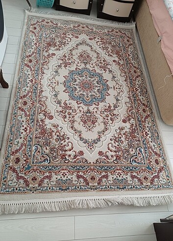 Sarayhan Safyün çok kaliteli krem mavi halı 150x220cm boyutlarin