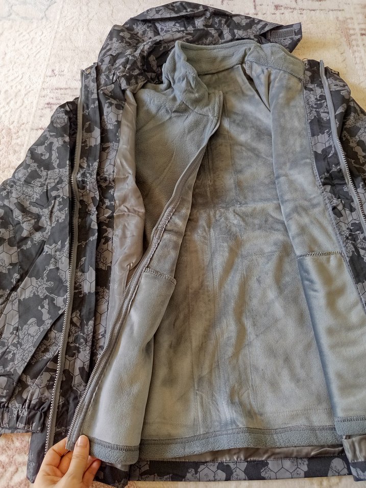 Columbia Gri Kamuflaj Kapüşonlu Erkek Yağmurluk - Görsel 3