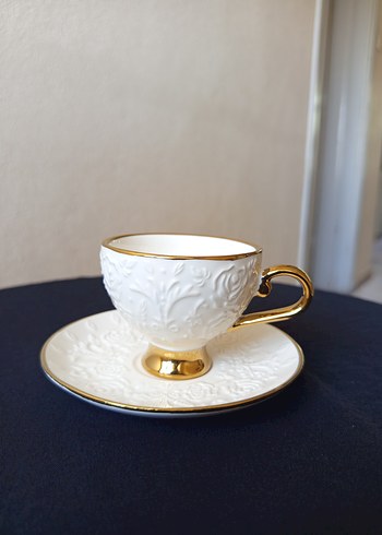 Kabartmalı Desenli Beyaz Porselen Fincan Takımı - Görsel 2