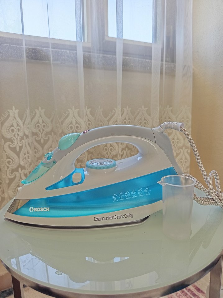 Bosch 3000W Buharlı Ütü BSGS8027 Beyaz - Görsel 3