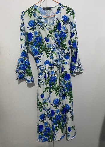 Mavi Çiçek Desenli Uzun Bohem Kadın Elbise - Görsel 2