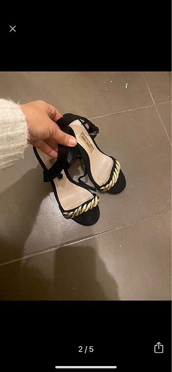 Zara Yeni gibi