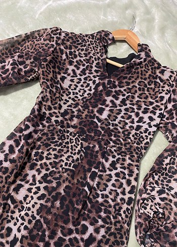 Leopar Desenli Uzun Kollu Drapeli Kadın Elbise - Görsel 4