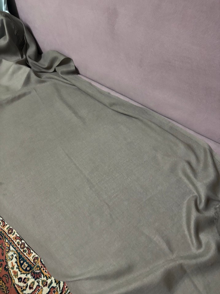 Gri Şal - Görsel 2