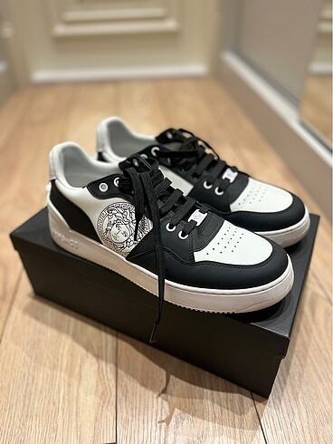 Versace sneakers özel seri