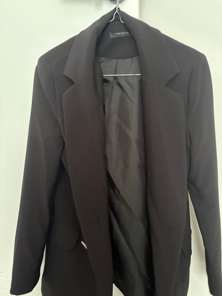 Siyah Düğmeli Kadın Blazer Ceket - Görsel 3