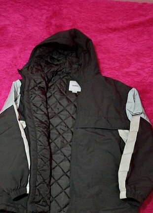 Bershka mont 