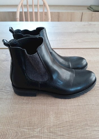 Deichmann Bot