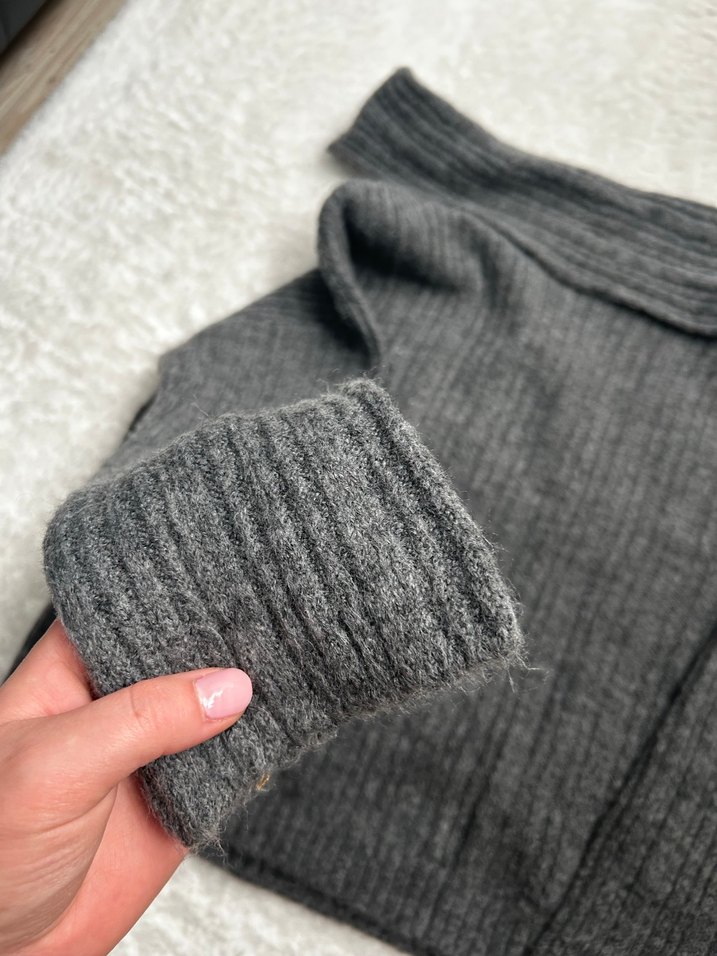 Gri Kadın Triko Kayık Yaka Kazak - Görsel 4