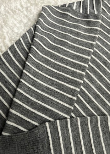 Gri Çizgili Örgü Kadın Kazak - Görsel 2