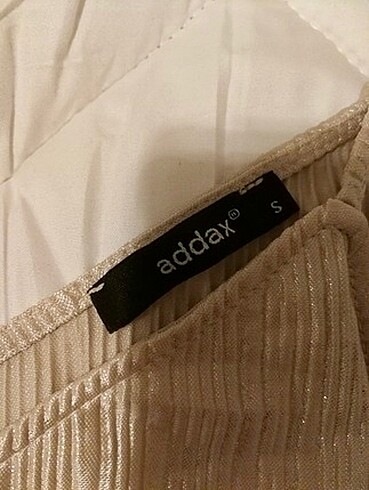 Addax Addax askılı