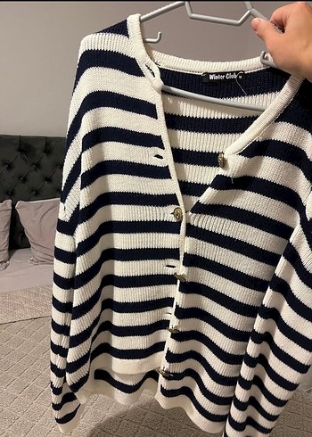 Trendyol & Milla Düğmeli Zebra Desenli Beyaz Triko Hırka