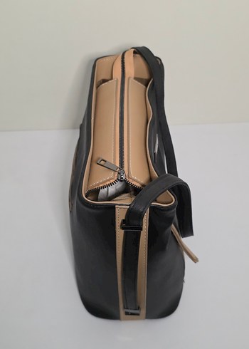 Siyah Deri Fermuarlı Kadın Çanta - Görsel 3