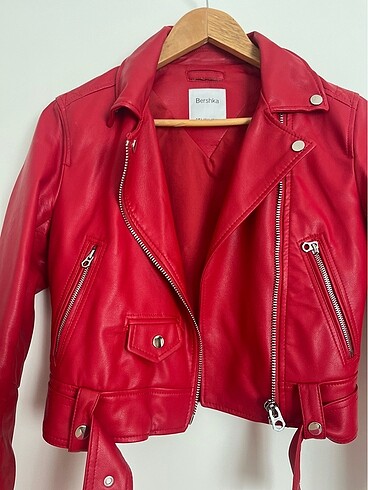 Bershka Kırmızı deri ceket