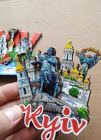 Beden Kiev magnetleri
