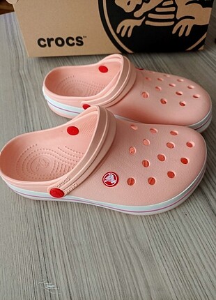  Crocs terlik