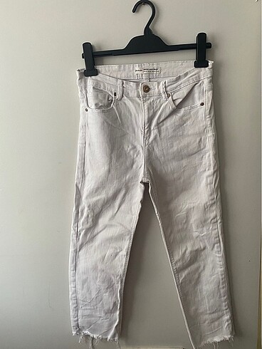 Stradivarius Beyaz Jean