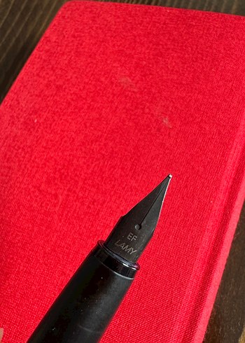 Lamy Studio All Black Dolma Kalem - Görsel 4