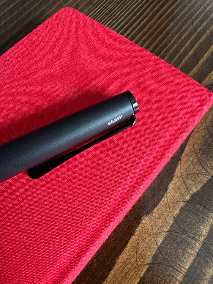 Lamy Studio All Black Dolma Kalem - Görsel 2