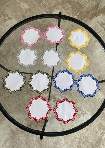 Sarı Kenarlı Sunum Peçetesi - Görsel 2