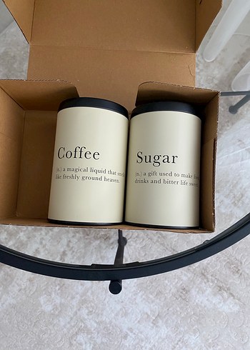 Bej Kahve ve Şeker Kavanozları - Görsel 3
