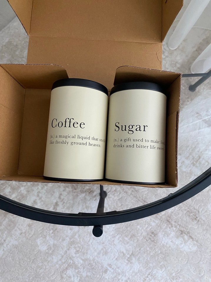 Bej Kahve ve Şeker Kavanozları - Görsel 3