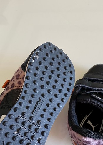 Siyah kız bebek ayakkabısı Puma - Görsel 3