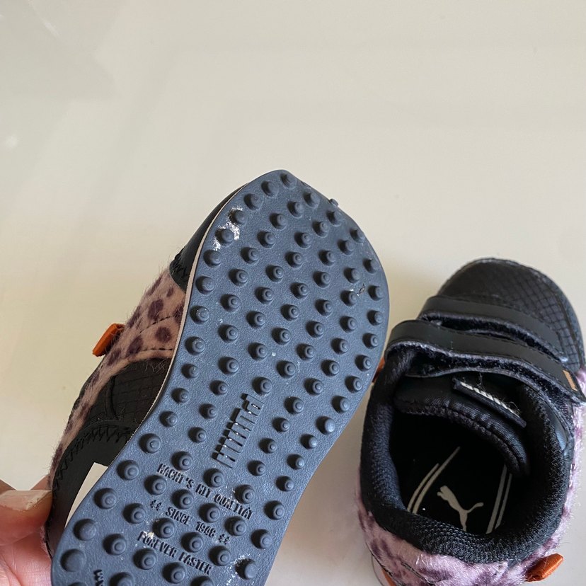 Siyah kız bebek ayakkabısı Puma - Görsel 3