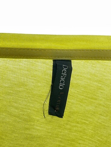 m Beden sarı Renk Defacto T-shirt %70 İndirimli.