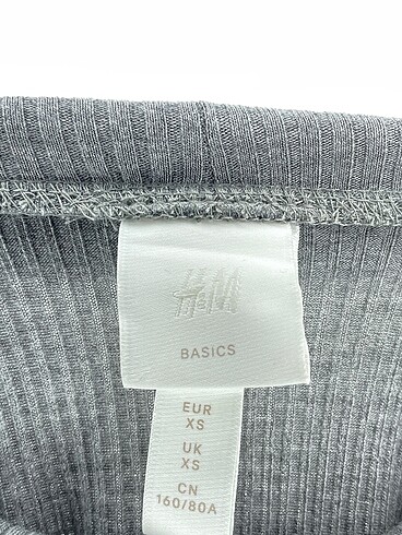 xs Beden gri Renk H&M Kısa Elbise %70 İndirimli.