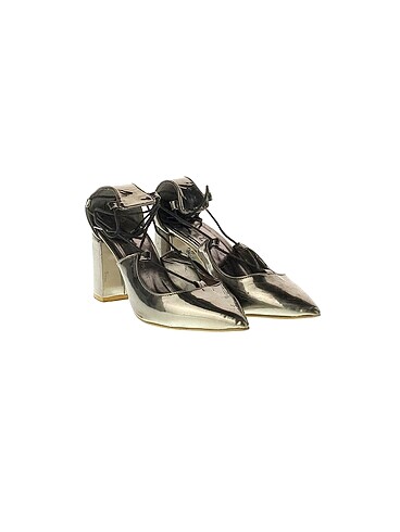 Pelinin Ayakkabıları Pelinin Ayakkabıları Stiletto %70 İndirimli.