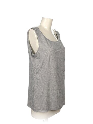 LC Waikiki LC Waikiki T-shirt %70 İndirimli.