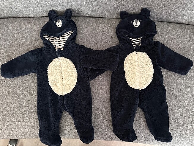 İkiz erkek bebek