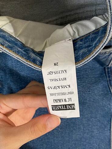 28 Beden Yırtmaçlı etek