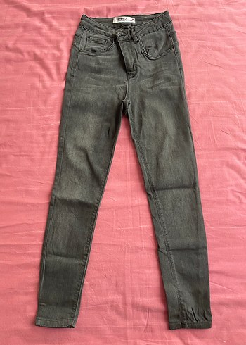 Gri Regular Fit Denim Kadın Kot Pantolon