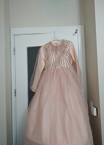 Somon renginde abiye ,taşlı tüllü - Görsel 3