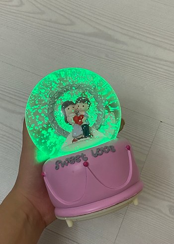  Beden çeşitli Renk Renkli Tatlı Aşk Kar Küresi