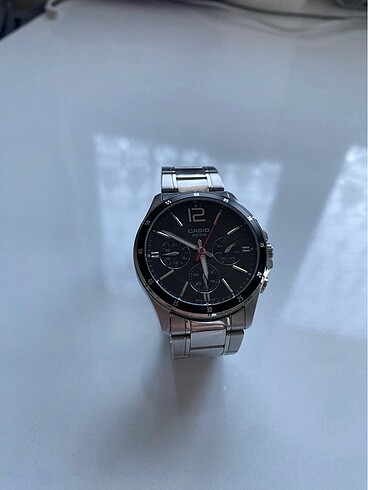 Casio MTP-1347D Erkek kol saati