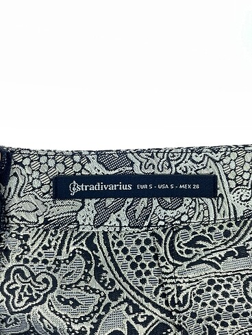 s Beden çeşitli Renk Stradivarius Mini Şort %70 İndirimli.