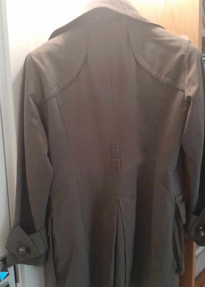 Zara kadın trenchkot - Görsel 4