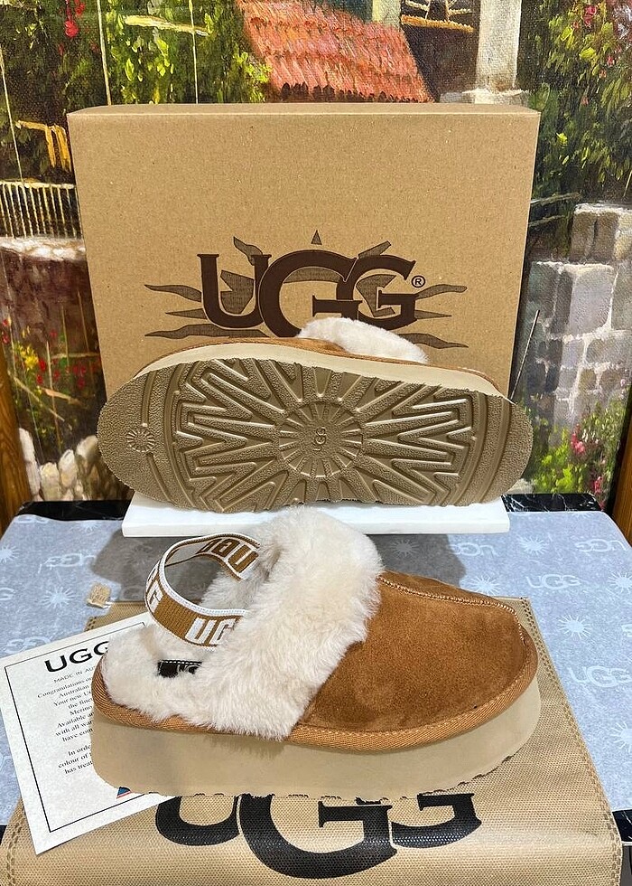 UGG FUNKETTE - Görsel 4