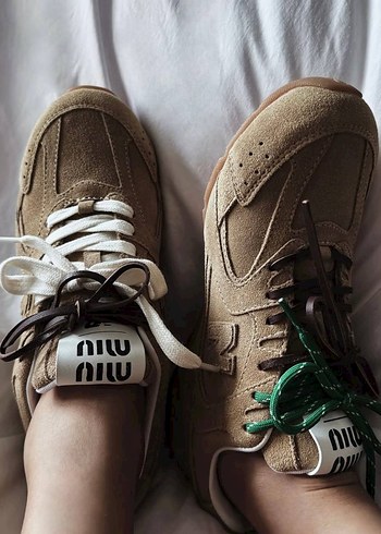 Bej Süet Nakışlı Yüksek Topuklu Bağcıklı Spor Ayakkabı 
fiyat dm - Görsel 8