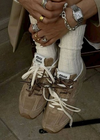 Bej Süet Nakışlı Yüksek Topuklu Bağcıklı Spor Ayakkabı 
fiyat dm - Görsel 3