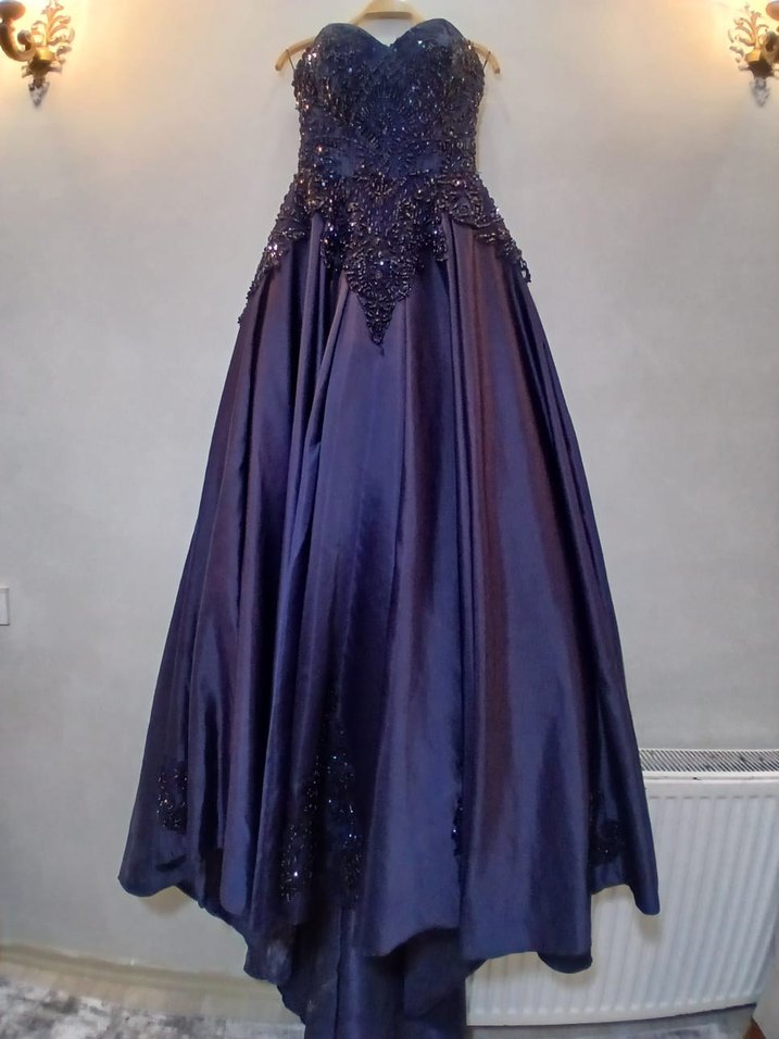 Drapeli Nakışlı Lacivert Uzun Abiye - Görsel 2