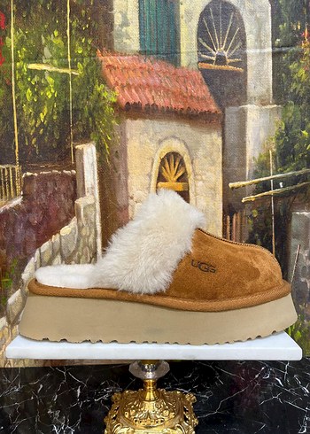 Bej Tüylü Kadın Dolgu Topuk Ev Terliği - Görsel 2