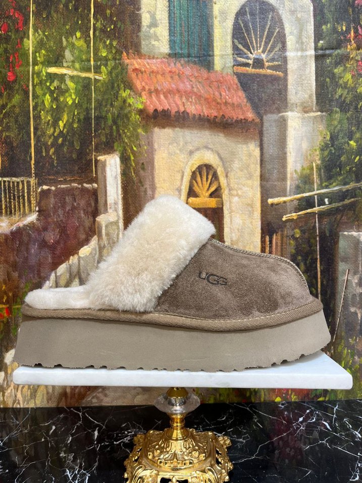 Bej Tüylü Kadın Dolgu Topuk Ev Terliği - Görsel 4