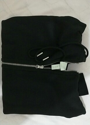 h&m sweatshirt