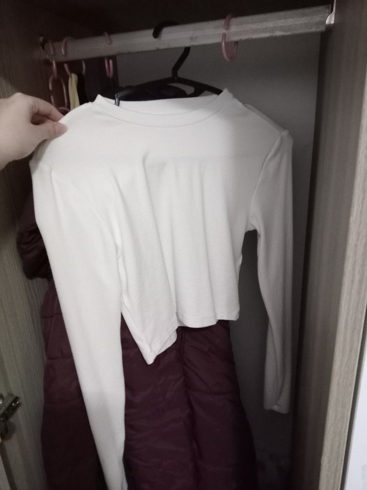 Beyaz Uzun Kollu Kadın Crop - Görsel 3