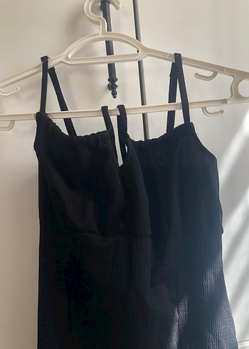 Zara Siyah Uzun Askılı Keten Elbise